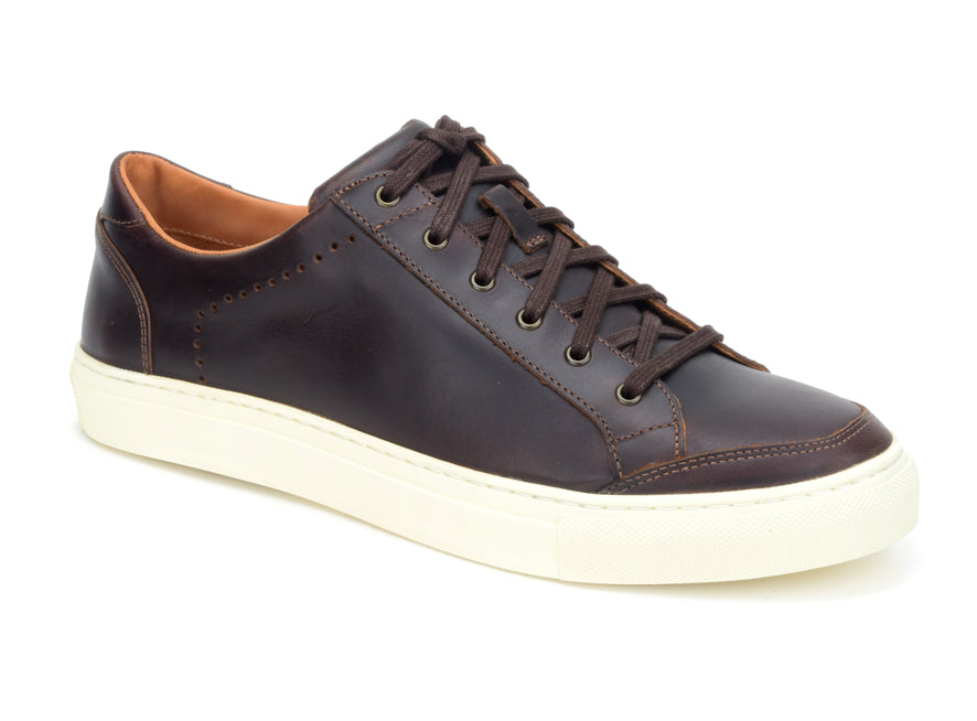 Totem Sneaker - Warfield & Grand Trending